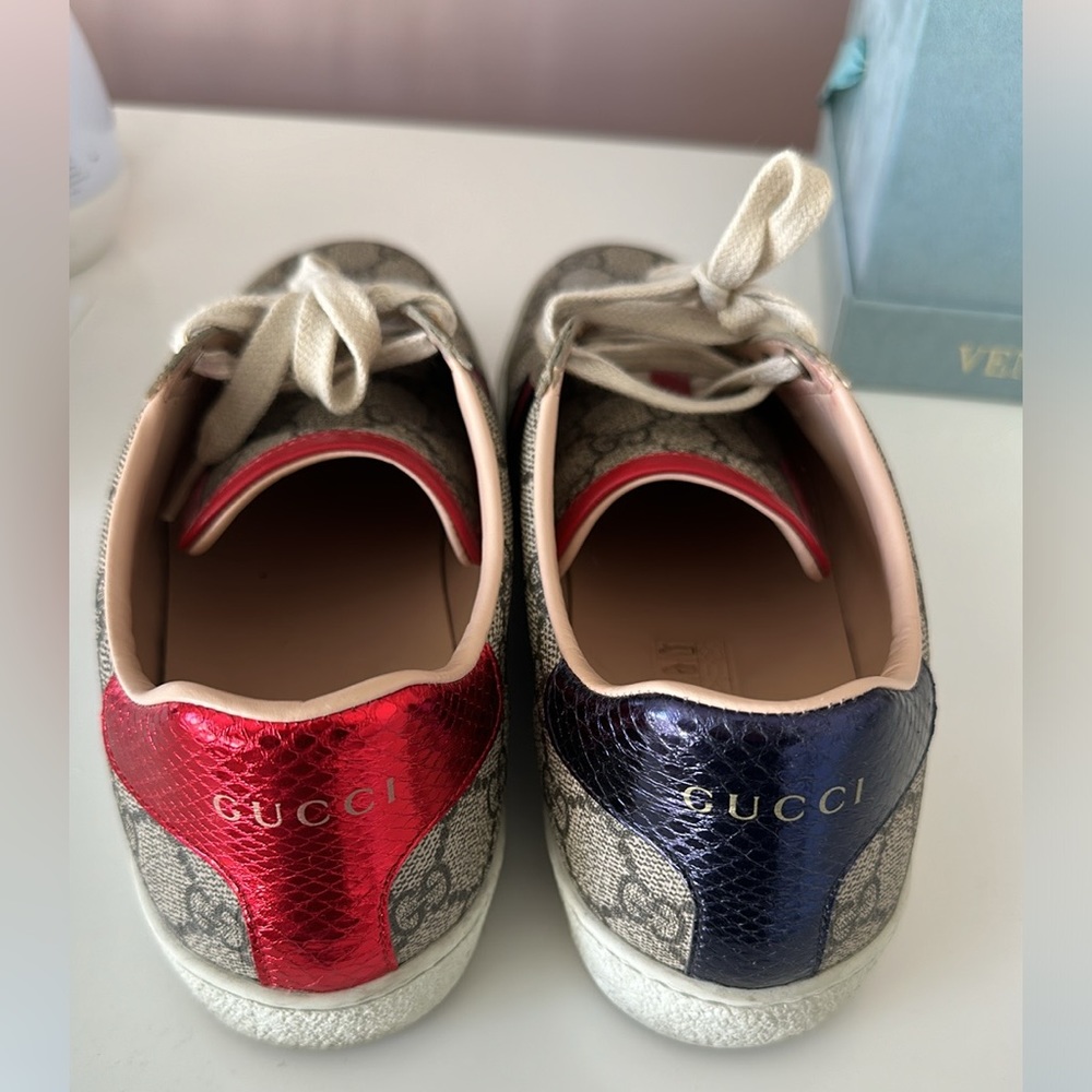 Gucci Ace GG Supreme Sneakers - Picture 2 of 8